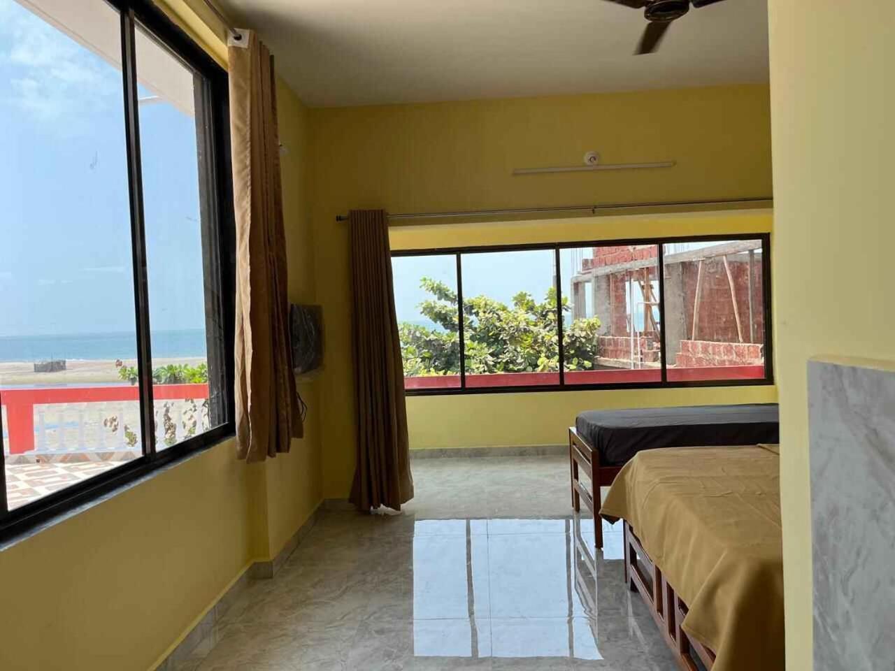 Klub Khavana- The Exclusive Beachfront Resort Vengurla Extérieur photo