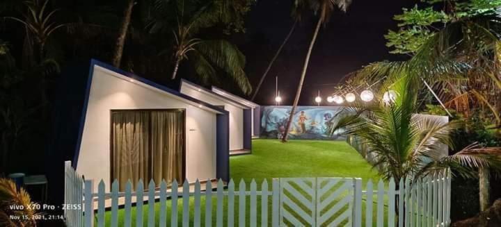 Klub Khavana- The Exclusive Beachfront Resort Vengurla Extérieur photo