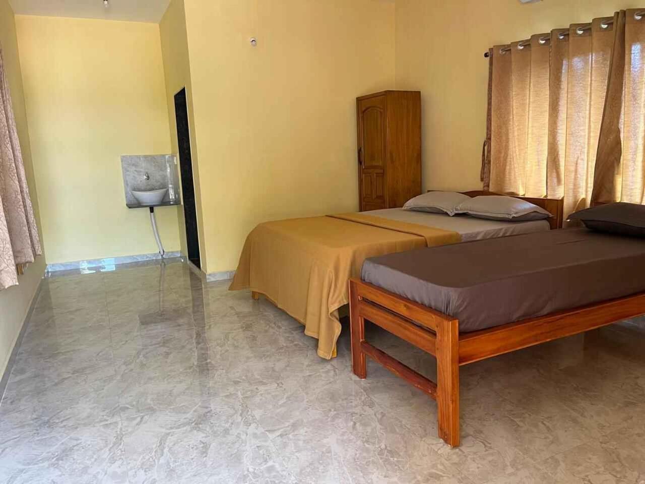Klub Khavana- The Exclusive Beachfront Resort Vengurla Extérieur photo