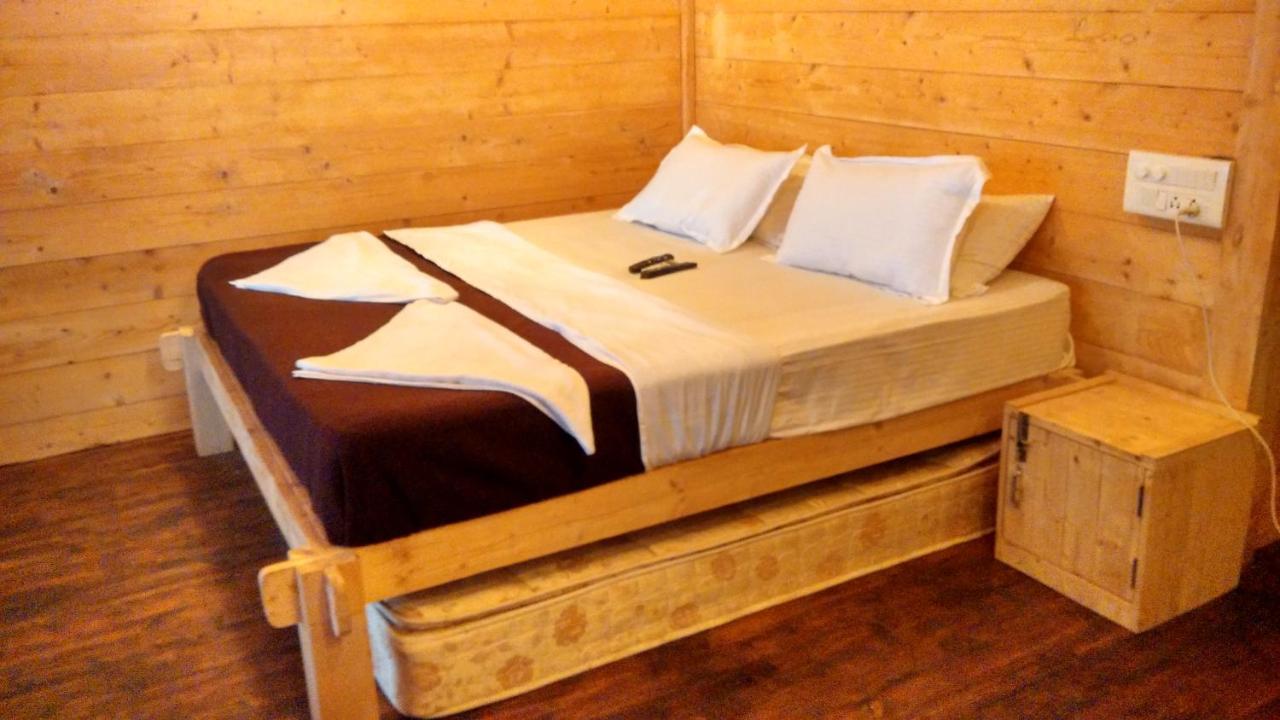 Klub Khavana- The Exclusive Beachfront Resort Vengurla Extérieur photo