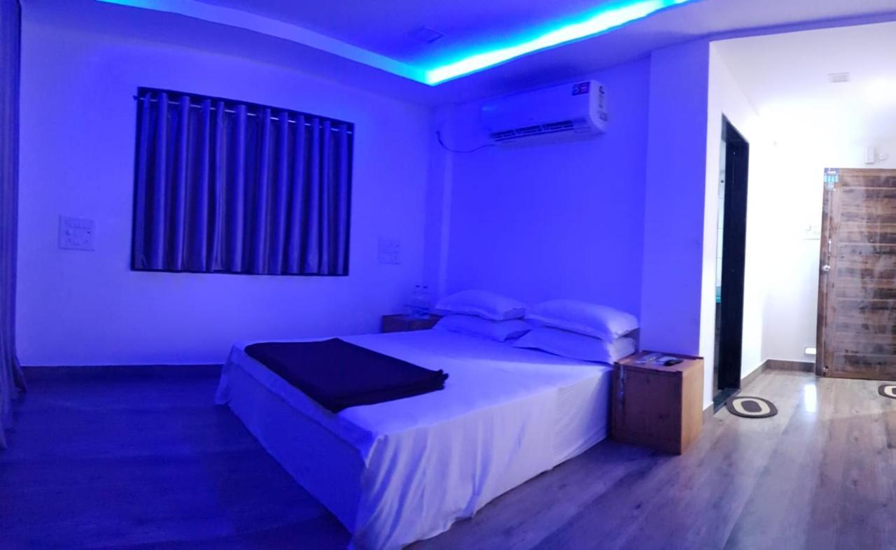 Klub Khavana- The Exclusive Beachfront Resort Vengurla Extérieur photo